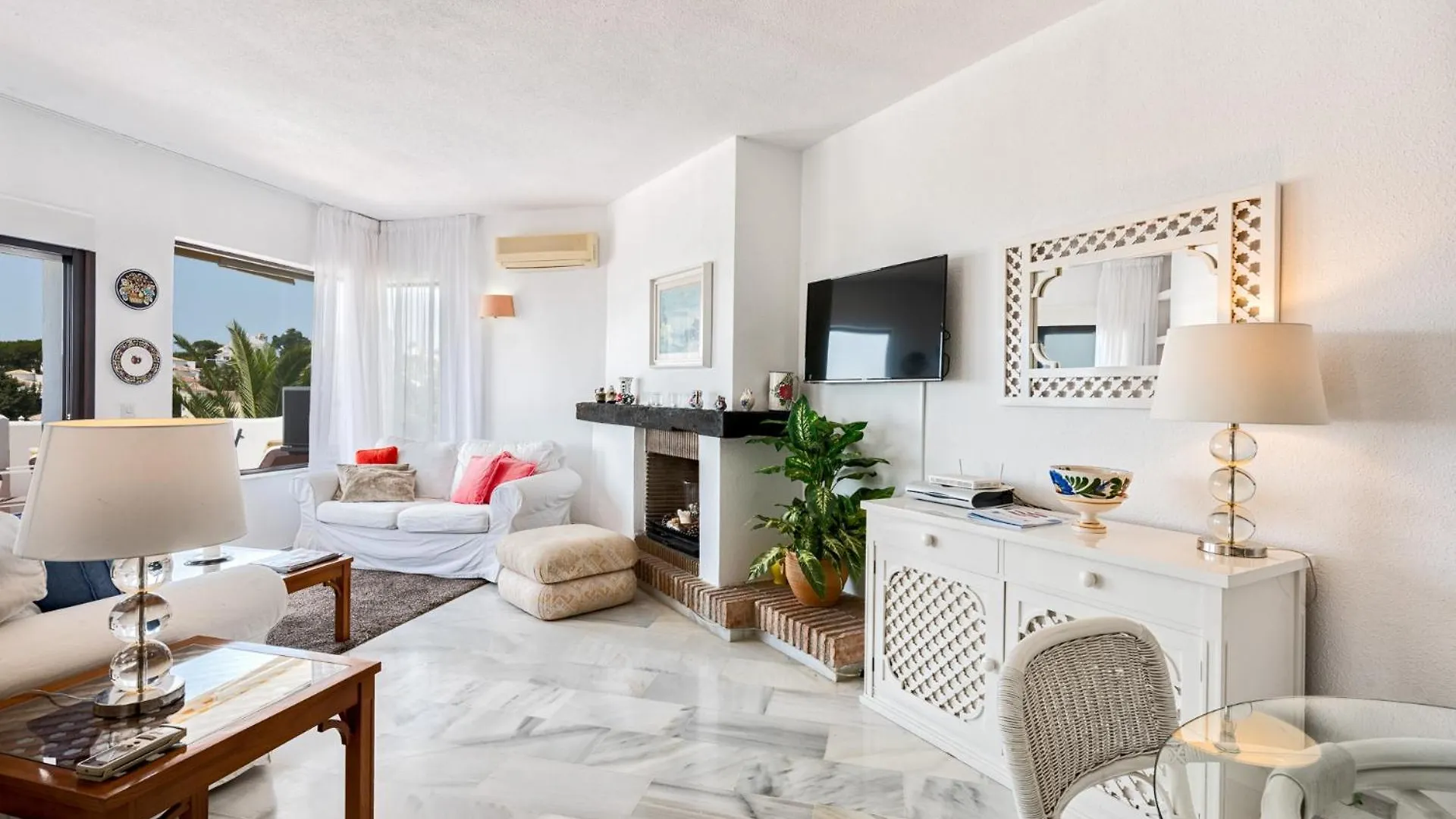 L01 Antares - Apartment Sitio de Calahonda 0*,  Spain